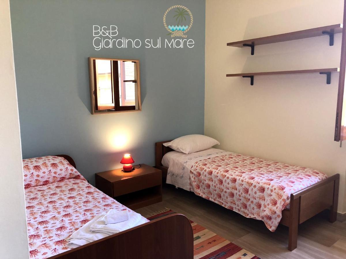 Giardino Sul Mare Bed & Breakfast Пати Екстериор снимка