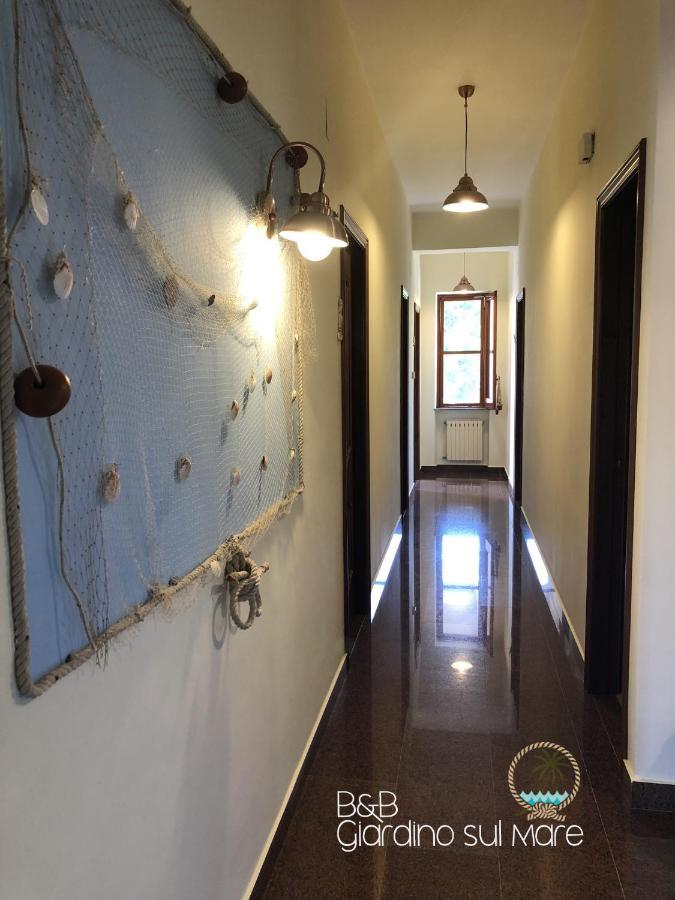 Giardino Sul Mare Bed & Breakfast Пати Екстериор снимка