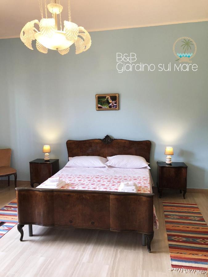 Giardino Sul Mare Bed & Breakfast Пати Екстериор снимка