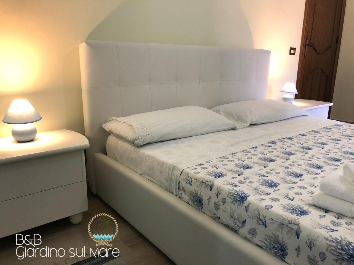 Giardino Sul Mare Bed & Breakfast Пати Екстериор снимка