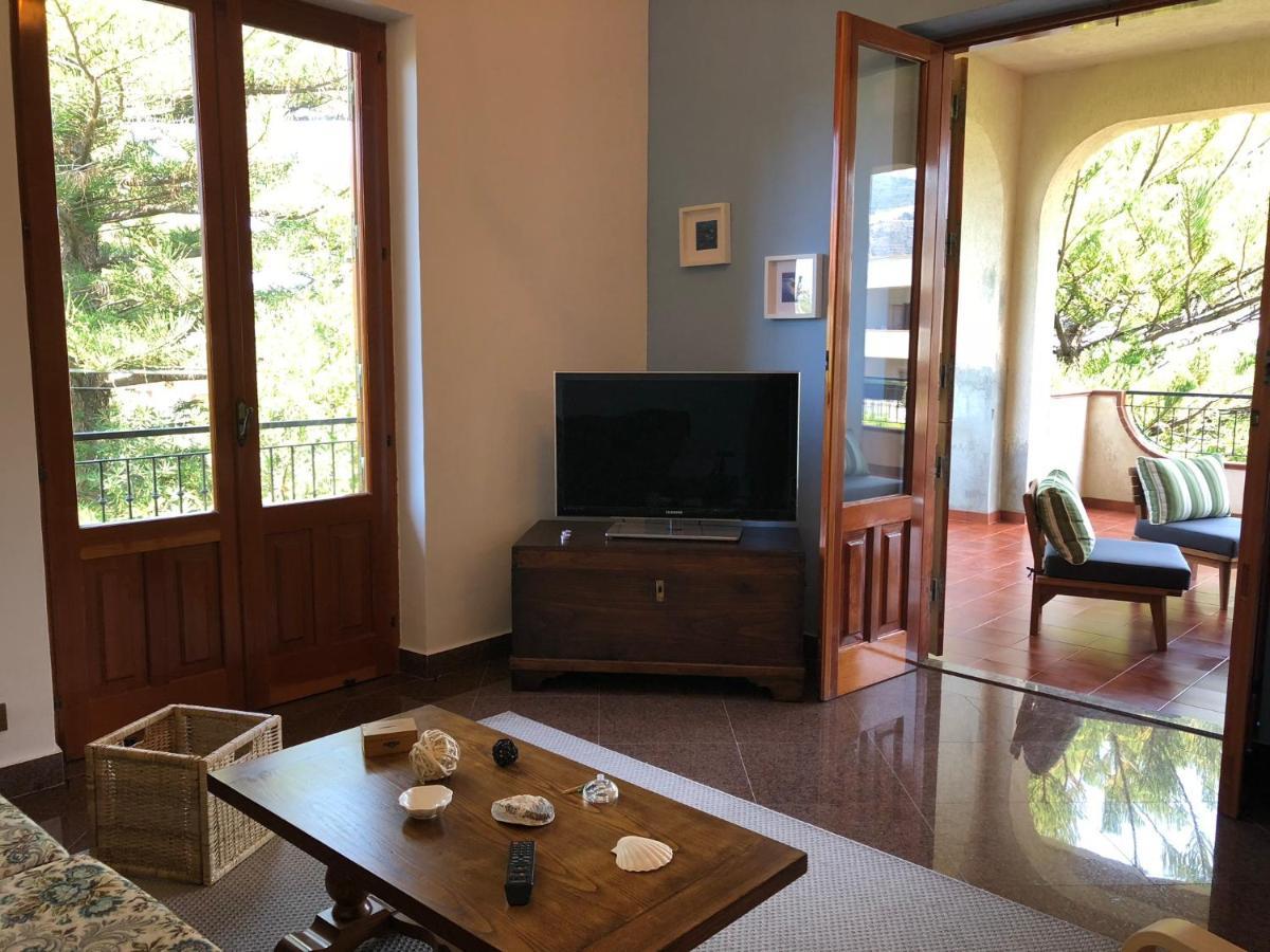 Giardino Sul Mare Bed & Breakfast Пати Екстериор снимка